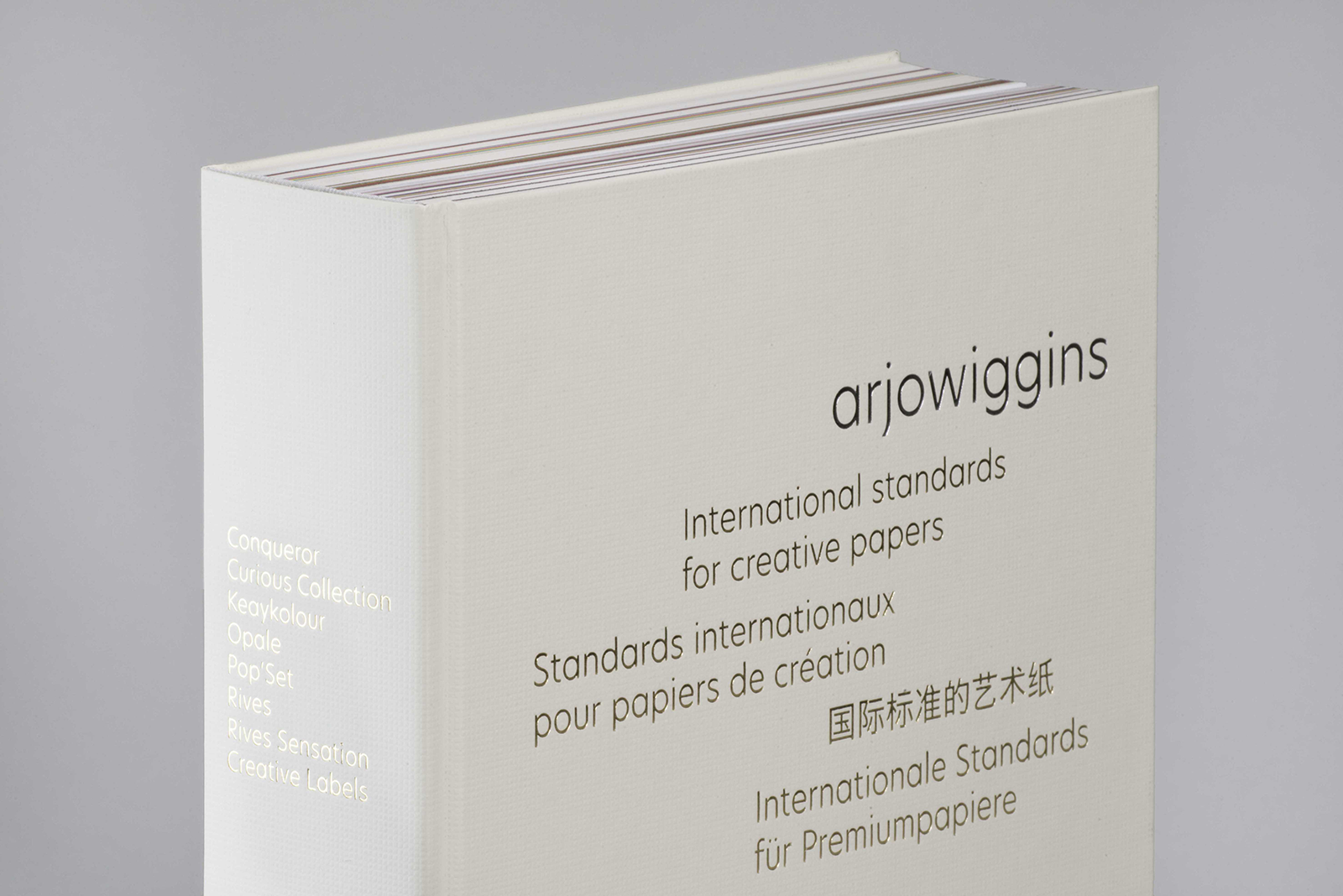 Arjowiggins Creative Papers 01